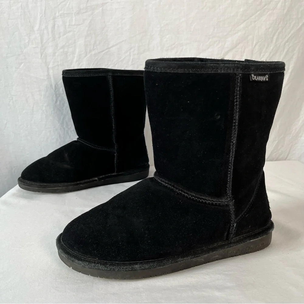 Bearpaw Emma Short Suede Upper Sheepskin Wool Lining Winter Boots Sz 9 Black